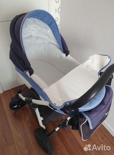 Детская колясаа 2 в 1