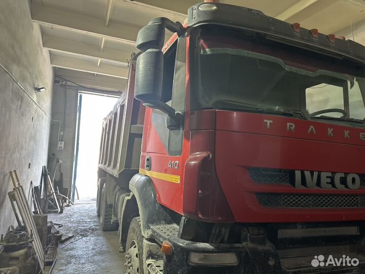 IVECO Trakker 410, 2015