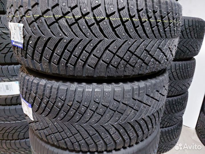 Michelin X-Ice North 4 SUV 255/40 R22 103T