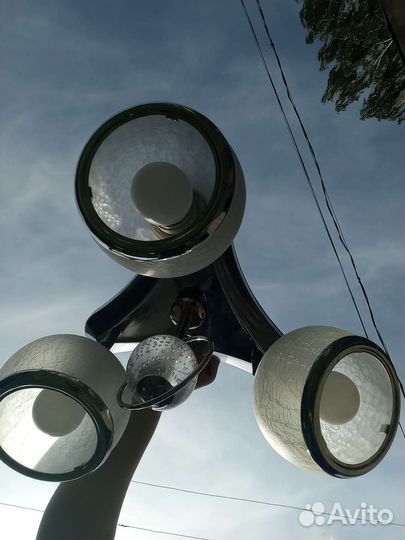 Продаю люстру