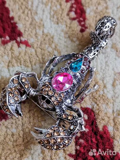 Брошь скорпион большой
