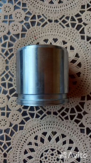 Поршень суппорта