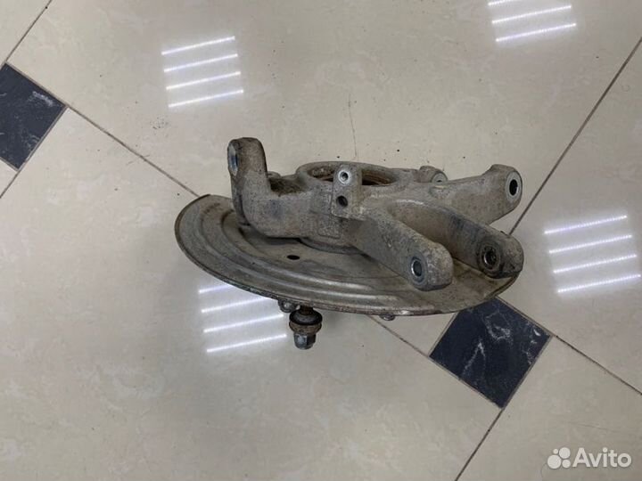 Кулак (цапфа, ступица) задний левый Jaguar S-Type