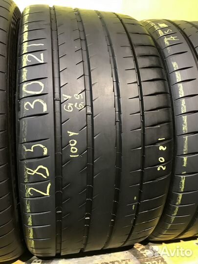 Michelin Pilot Sport 4 S 285/30 R21 и 255/35 R21 100Y