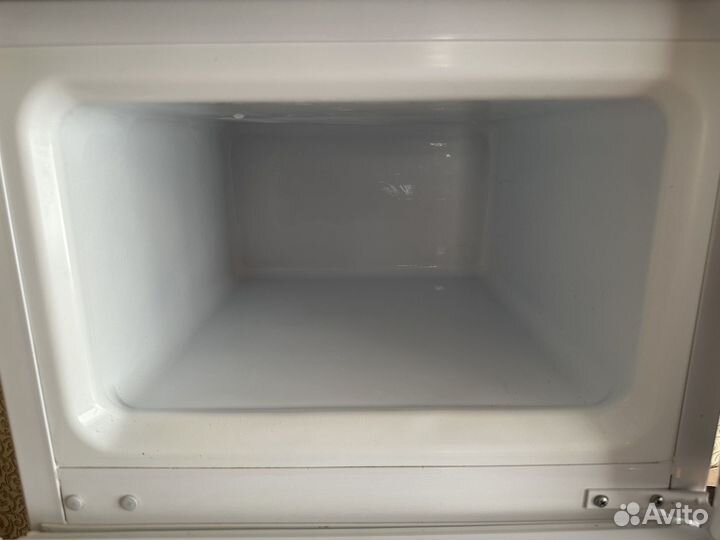 Холодильник саратов 263