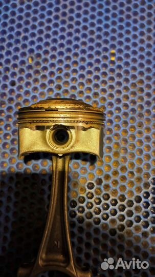 Поршень Mazda 6