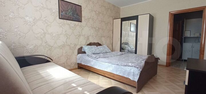 2-к. квартира, 49 м², 1/3 эт.