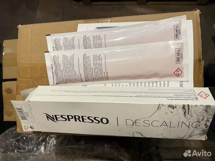 Кофемашинв Delonghi ecam22.36x