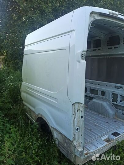 Задняя часть ford transit 8