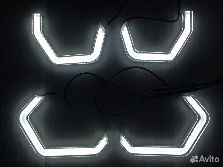 Ангельские глазки Iconic BMW M3 M4 E90, E92 Белые