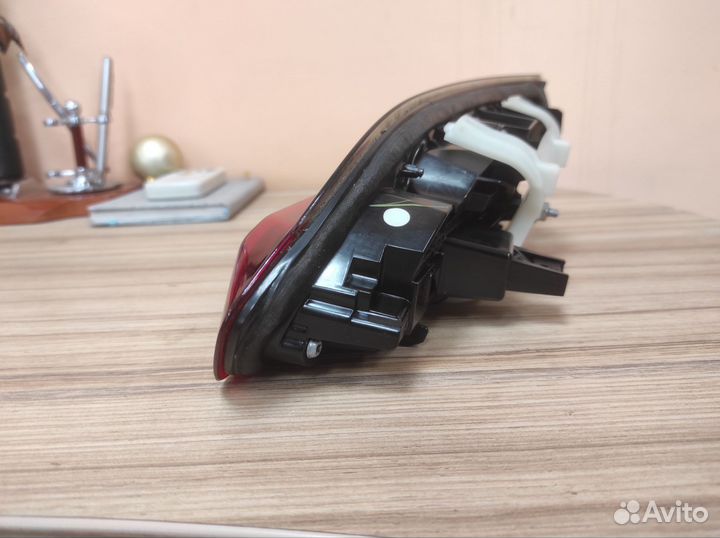 Фонарь задний внутренний левый бмв х4