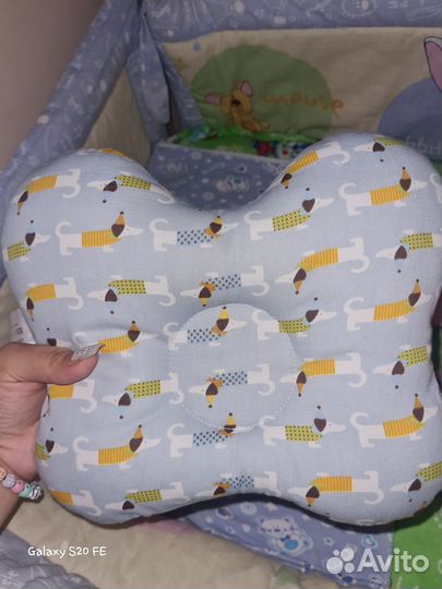 Подушка ортопедическая для новорожденных
