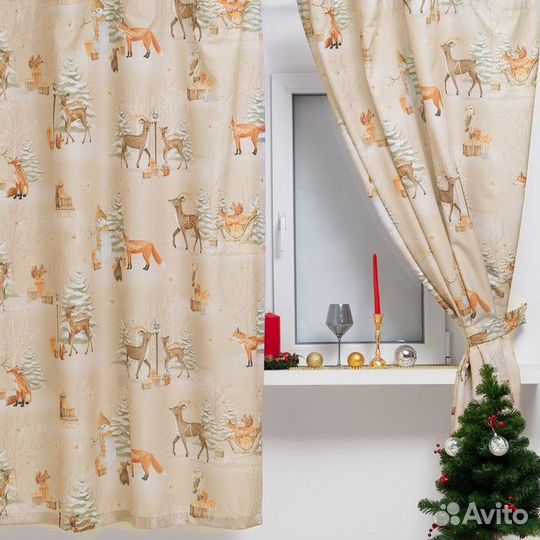 Новогодний комплект штор для кухни с подхватами 'C