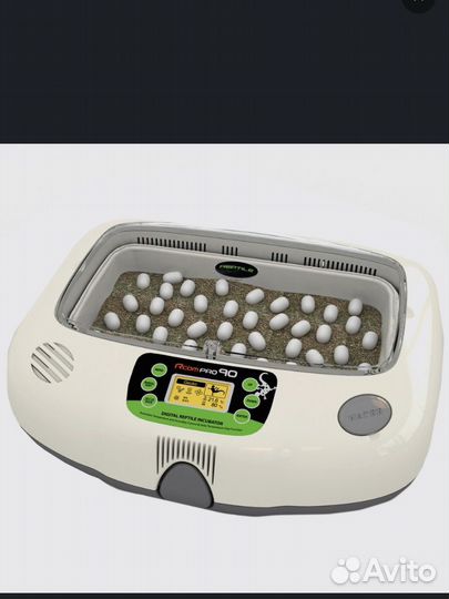Инкубатор для яиц рептилий Rcom 90 PRO