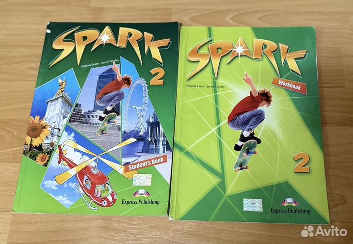 Учебник и рабочая тетрадь по английскому языку