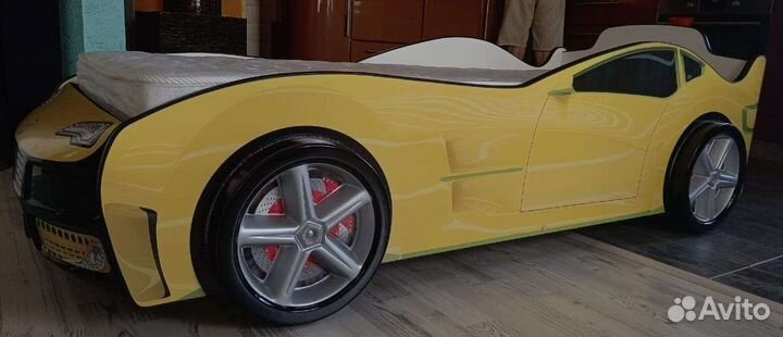 Кровать машинка с матрасом