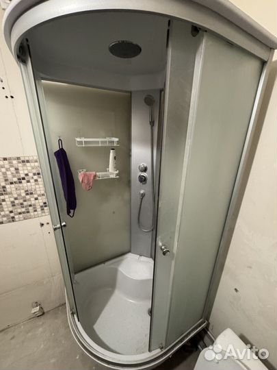 Душевая кабина 90х90 с поддоном