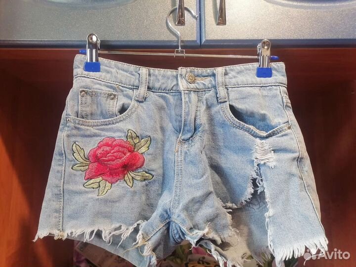 Джинсовые шорты