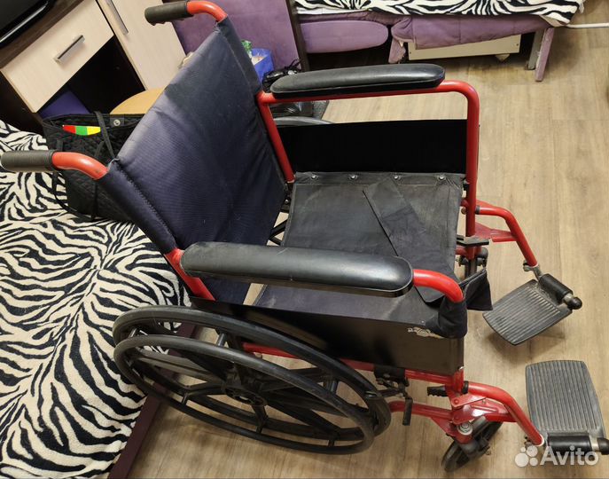 Инвалидная коляска