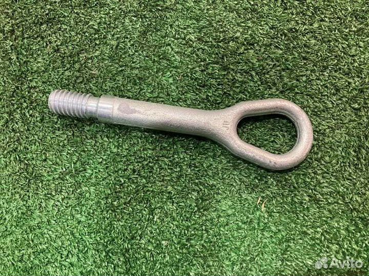 Скоба буксировочная Mercedes-Benz C-Class W203