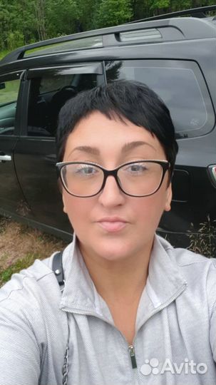 Работник торгового зала