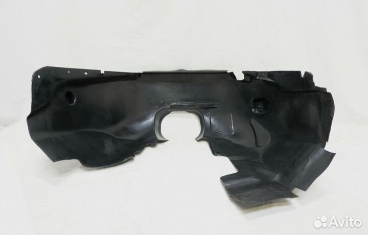 Подкрылок передний правый, левый Ford Focus3 2011+