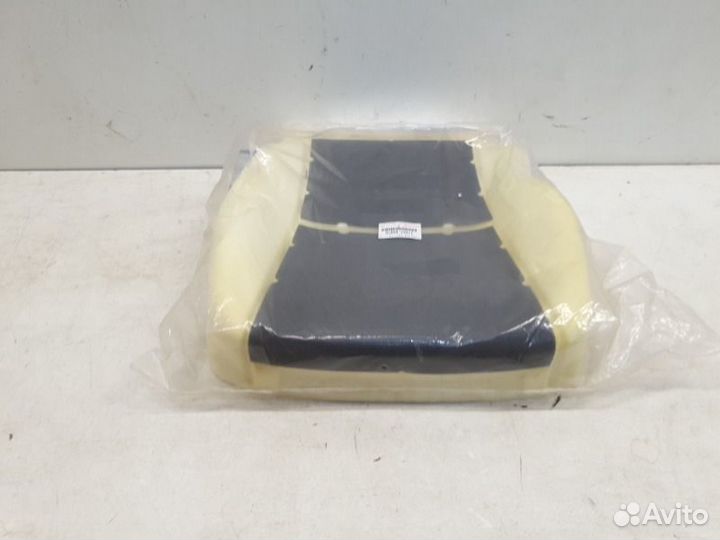 Подушка сиденья передняя правая Toyota Land