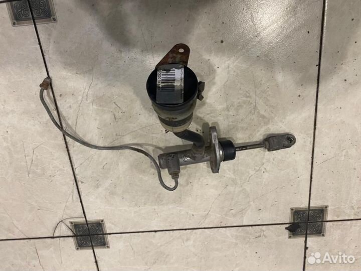 Цилиндр сцепления главный Hyundai Elantra 1995-200