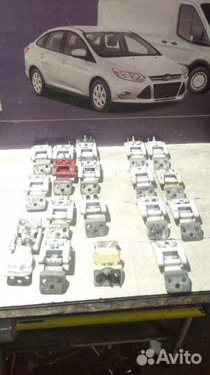 Петли задних дверей Форд Транзит 2014-2021