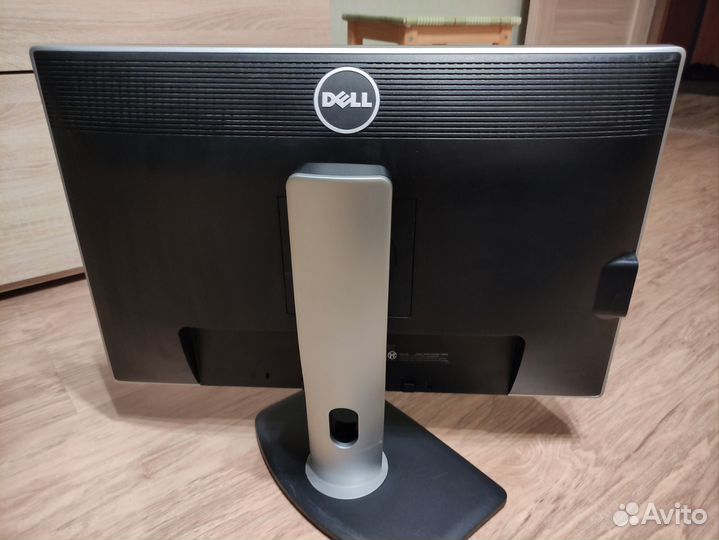 Монитор Dell U2412M