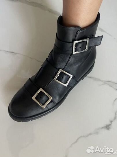 Ботинки женские Vicini