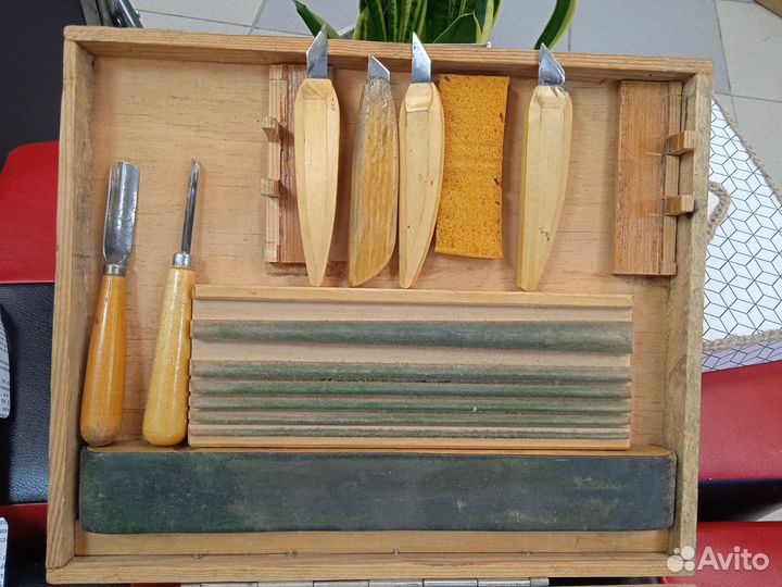 Набор для резьбы по дереву
