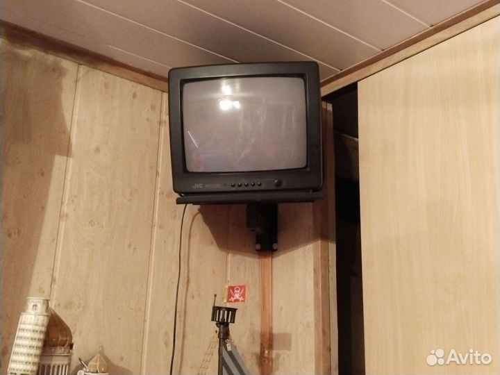 Телевизор