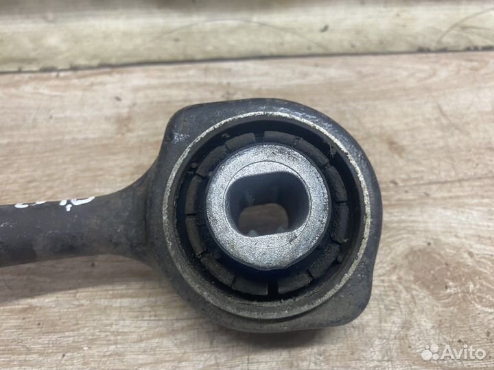 Рычаг правый Мерседес w204