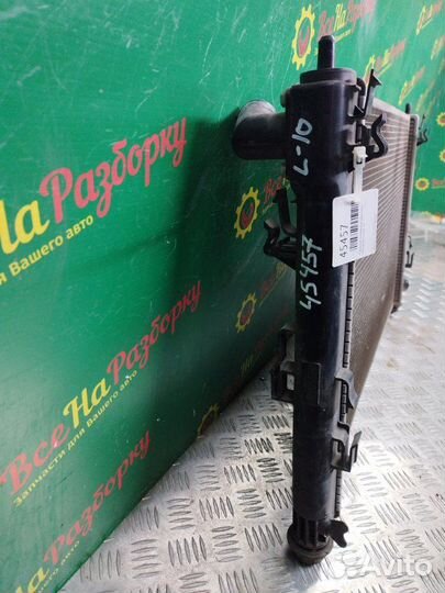 Радиатор охлаждения двигателя Mitsubishi Lancer 10