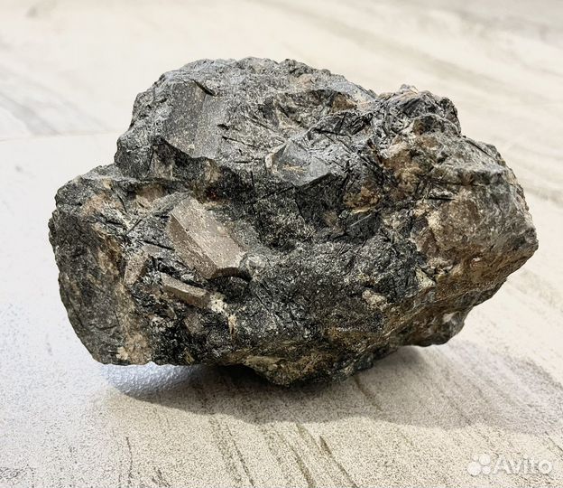 Рамзаит с эгирином