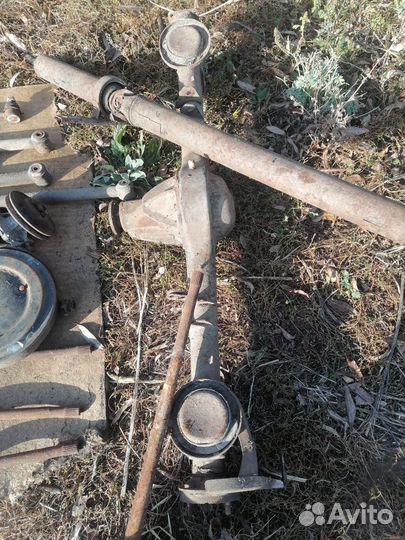 Задний мост, карданный вал, поперечный тяги и тд