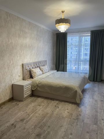 2-к. квартира, 70 м², 7/10 эт.