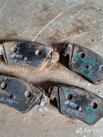 Колодки тормозные задние на Ягуар x-type