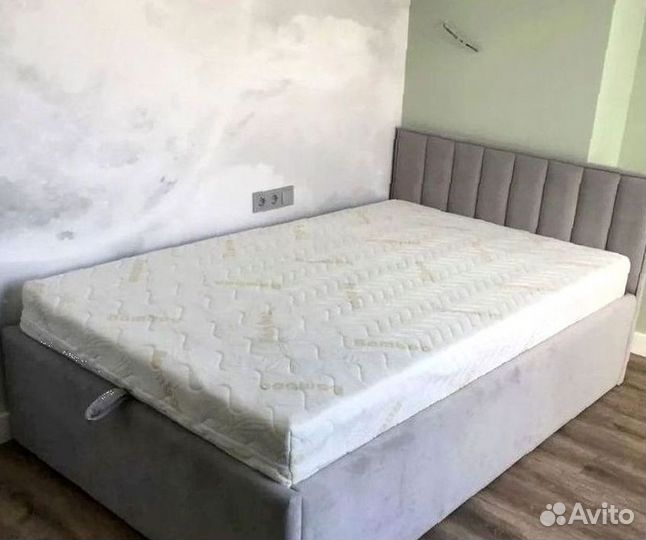 Кровать мягкая односпальная на заказ