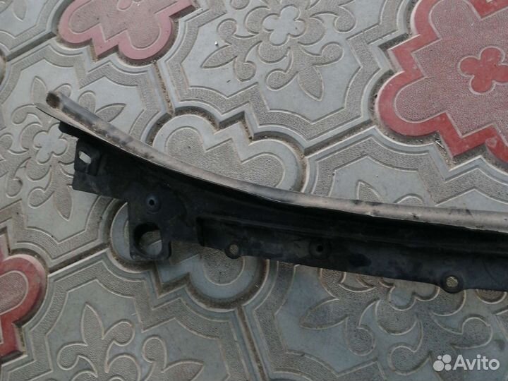 Жабо лобового стекла BMW 7-Series F01