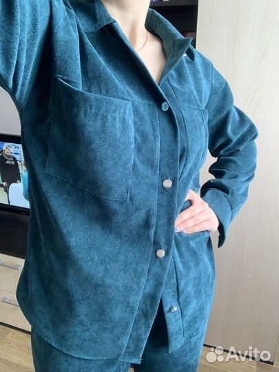 Костюм в спортивном стиле