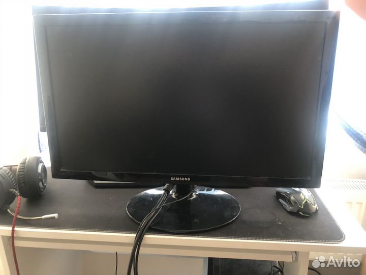 Монитор 24 дюйма Samsung