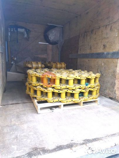 Цепь гусеничная 47L JCB JS260