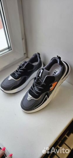 Кроссовки мужские. Лето.весна