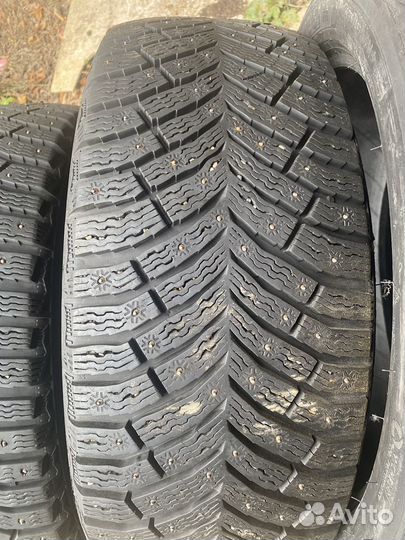 Michelin X-Ice North 4 235/45 R18