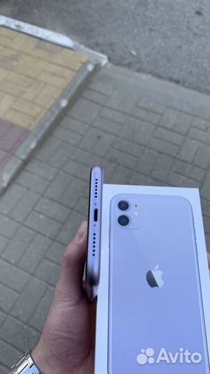 iPhone 11, 128 ГБ