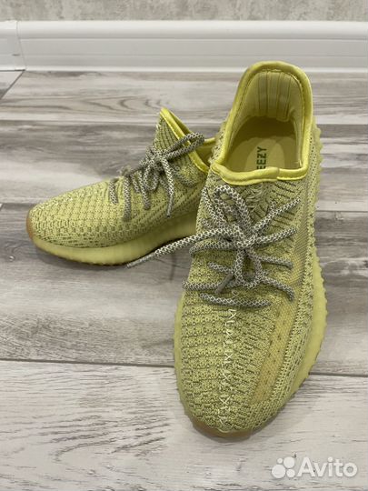 Кроссовки adidas yeezy boost