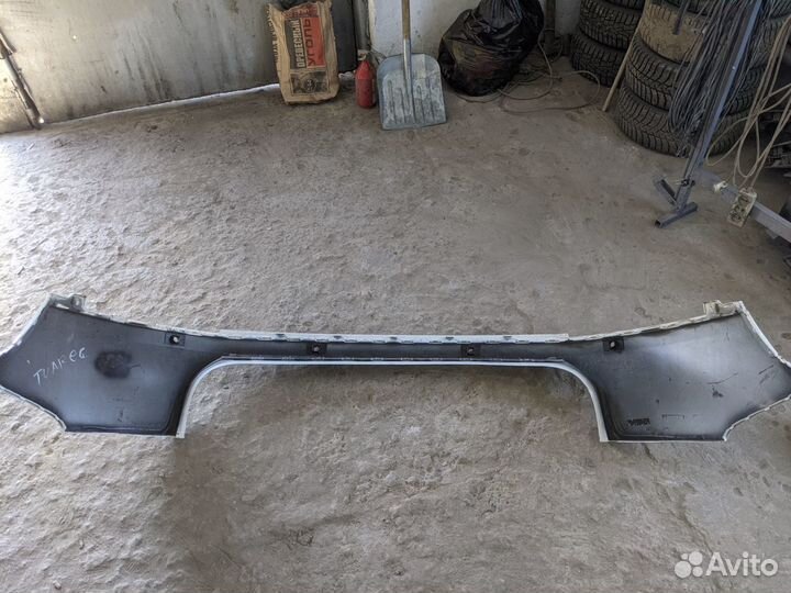 Бампер задний VW touareg 7P6807421bgru