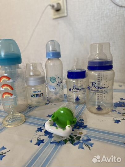Бутылочки для кормления avent